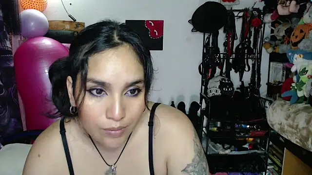 Snapshot of kureiji_hentaii chatting on 07.18.26 kureiji hentaii online show from 07.18.26