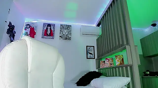 Ashlycuute online show from 02.09.25