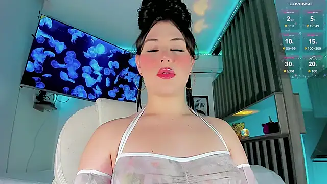 Ashlycuute online show from 09.13.25