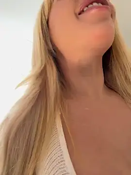 Alison Diaz17 online show from 03.19.25