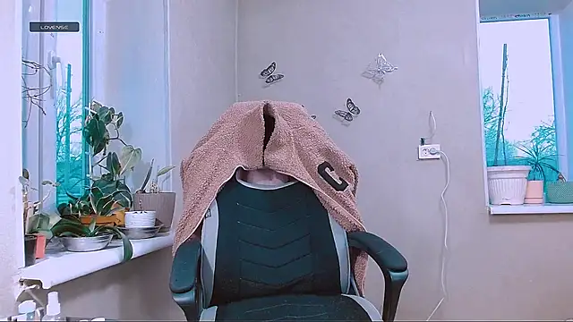 RosaJil online show from 04.12.26