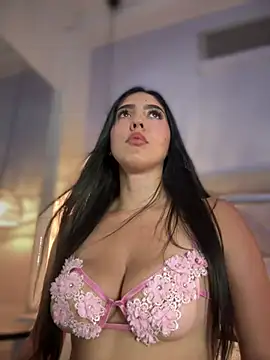 MarianaBenz online show from 03.13.25