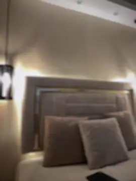 MarianaBenz online show from 09.17.25