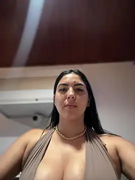 MarianaBenz online show from 01.09.26