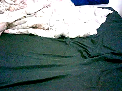 Snapshot of honeypotsweet chatting on 04.14.26 honeypotsweet online show from 04.14.26