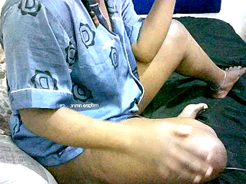 Snapshot of honeypotsweet chatting on 04.16.26 honeypotsweet online show from 04.16.26