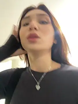 QuitieLia online show from 12.12.24