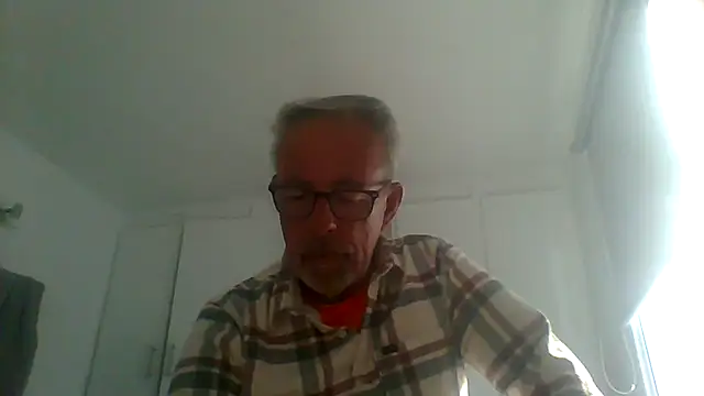 tuggy59 online show from 09.18.25