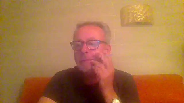 Snapshot of tuggy59 chatting on 05.18.26 tuggy59 online show from 05.18.26