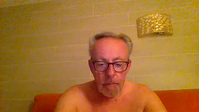 Snapshot of tuggy59 chatting on 05.23.26 tuggy59 online show from 05.23.26