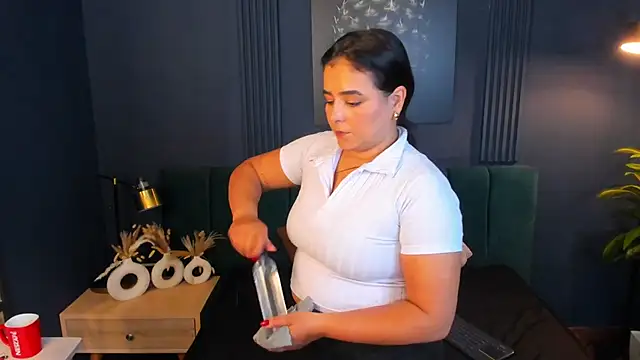 taylor bennet online show from 03.11.25