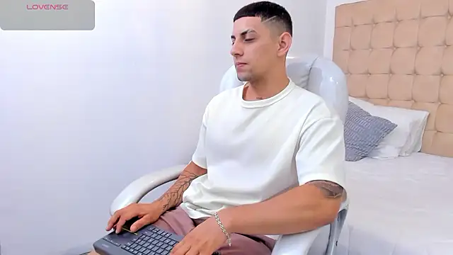 Alex cute77 online show from 01.07.26