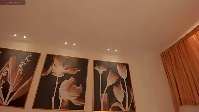 Snapshot of LindseyMoss chatting on 01.08.25 LindseyMoss online show from 01.08.25