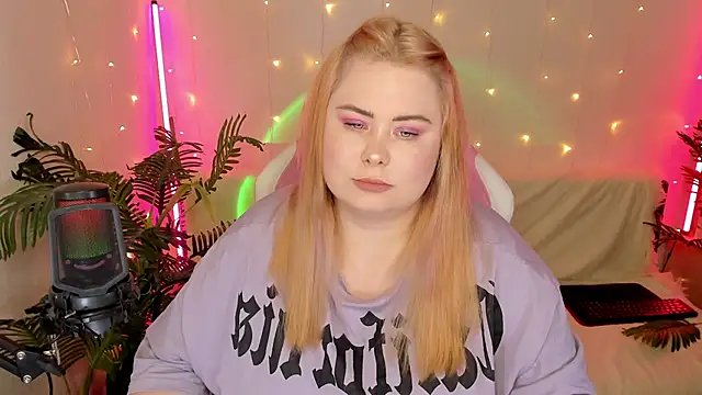 Akemi BBW online show from 01.14.25