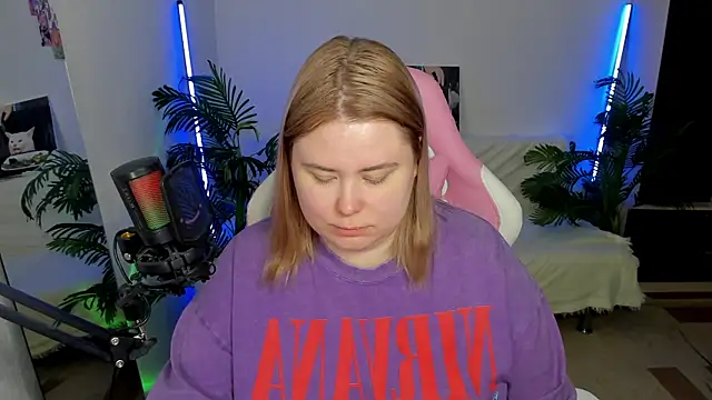 Akemi BBW online show from 02.18.25