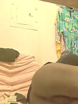 Snapshot of icyMike43 chatting on 02.27.26 icyMike43 online show from 02.27.26