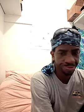 Snapshot of icyMike43 chatting on 03.03.26 icyMike43 online show from 03.03.26