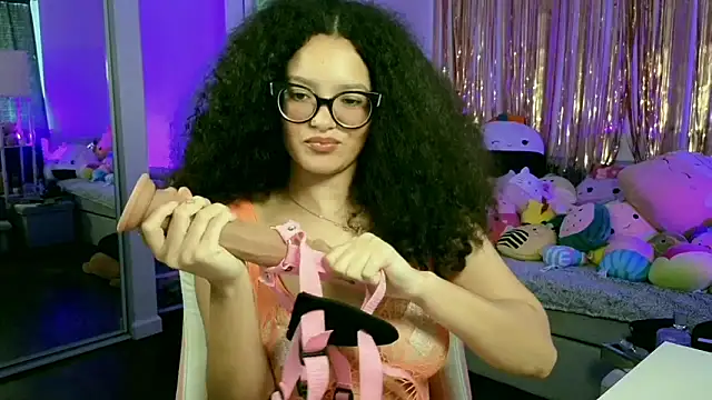 Snapshot of princessamberxo chatting on 04.21.26 princessamberxo online show from 04.21.26