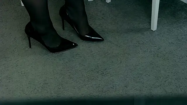 JudithCombs online show from 01.15.25