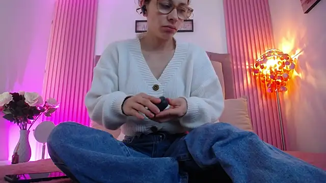 Snapshot of Katy_Van chatting on 05.30.26 Katy Van online show from 05.30.26