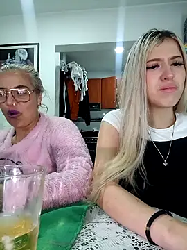 Snapshot of eva-2023 chatting on 03.19.25 eva-2023 online show from 03.19.25