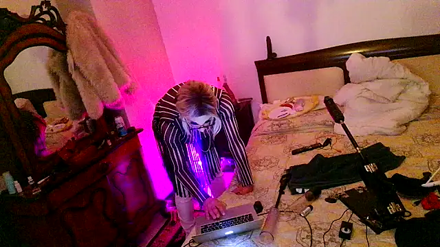 CharlotteVixxens online show from 01.11.26