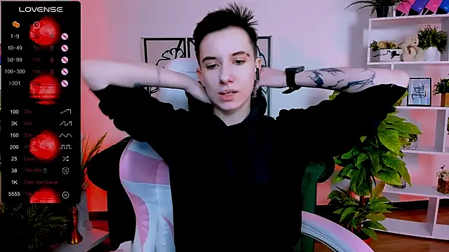 Snapshot of _Rein_ramm chatting on 01.30.25 Rein ramm online show from 01.30.25