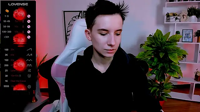 Snapshot of _Rein_ramm chatting on 01.30.25 Rein ramm online show from 01.30.25