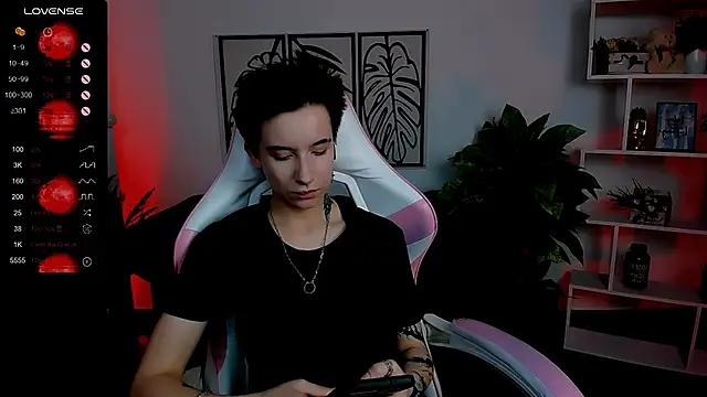 Snapshot of _Rein_ramm chatting on 03.09.25 Rein ramm online show from 03.09.25