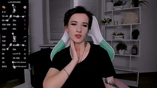 Snapshot of _Rein_ramm chatting on 11.01.25 Rein ramm online show from 11.01.25