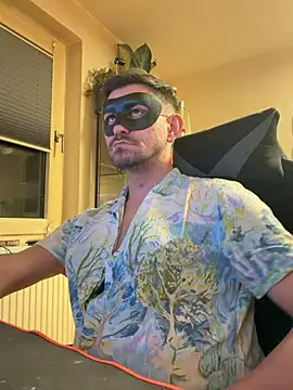 Snapshot of Shaiiboy chatting on 02.13.26 Shaiiboy online show from 02.13.26