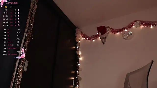 Snapshot of CherryBlossom___ chatting on 01.13.25 CherryBlossom online show from 01.13.25