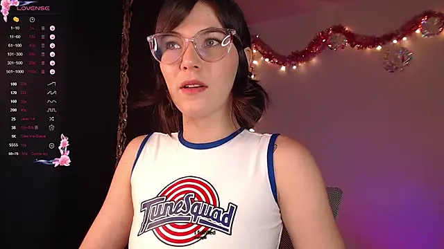 Snapshot of CherryBlossom___ chatting on 01.18.25 CherryBlossom online show from 01.18.25