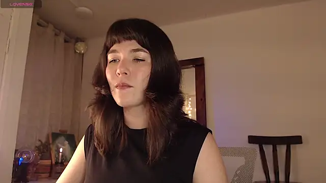 Snapshot of CherryBlossom___ chatting on 10.17.25 CherryBlossom online show from 10.17.25