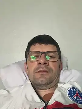 Snapshot of Juliano2289 chatting on 05.15.26 Juliano2289 online show from 05.15.26