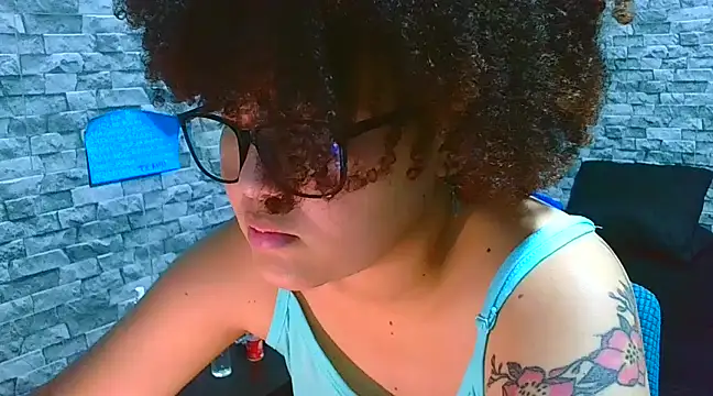 vanellope12 online show from 12.18.24