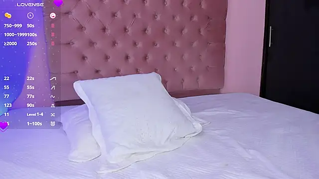 Snapshot of MafeOlimpo chatting on 01.25.25 MafeOlimpo online show from 01.25.25