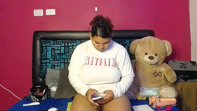 Snapshot of karolhot916 chatting on 09.26.25 karolhot916 online show from 09.26.25