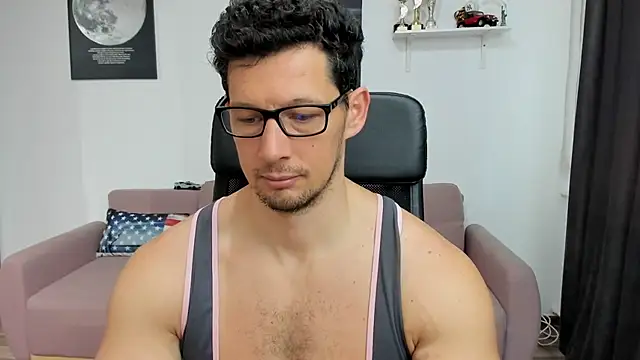 Snapshot of BrutusK08 chatting on 03.19.25 BrutusK08 online show from 03.19.25