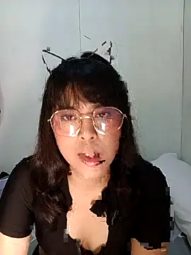 Snapshot of Chall_mee chatting on 09.27.25 Chall mee online show from 09.27.25