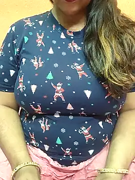 Snapshot of CUTE_SOPHIA- chatting on 03.12.25 CUTE SOPHIA- online show from 03.12.25