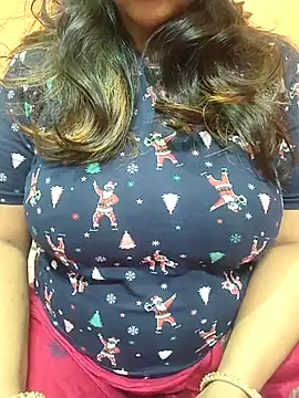 Snapshot of CUTE_SOPHIA- chatting on 03.18.25 CUTE SOPHIA- online show from 03.18.25