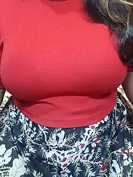 Snapshot of CUTE_SOPHIA- chatting on 11.02.25 CUTE SOPHIA- online show from 11.02.25