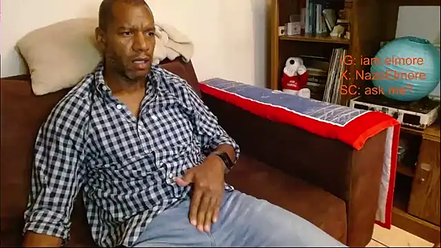 Snapshot of elmorenazost chatting on 11.22.25 elmorenazost online show from 11.22.25