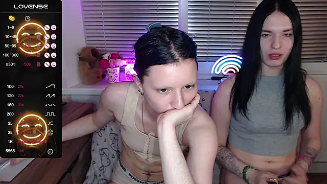 Snapshot of sky9669 chatting on 10.08.25 sky9669 online show from 10.08.25