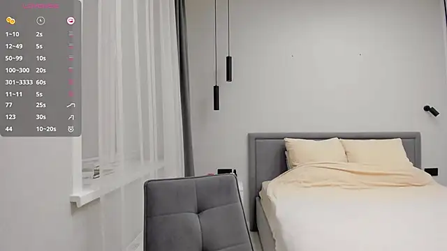 Snapshot of xxnadya chatting on 12.19.25 xxnadya online show from 12.19.25