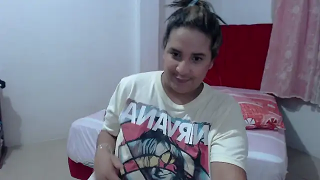 Snapshot of KathyHardcore69 chatting on 12.15.24 KathyHardcore69 online show from 12.15.24