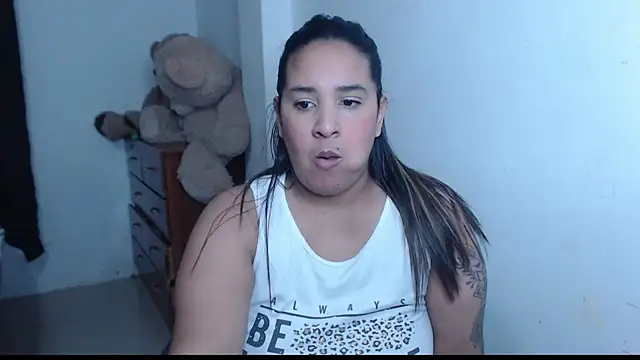 Snapshot of KathyHardcore69 chatting on 11.18.25 KathyHardcore69 online show from 11.18.25