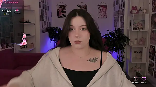 CoralineKeyns online show from 09.10.25