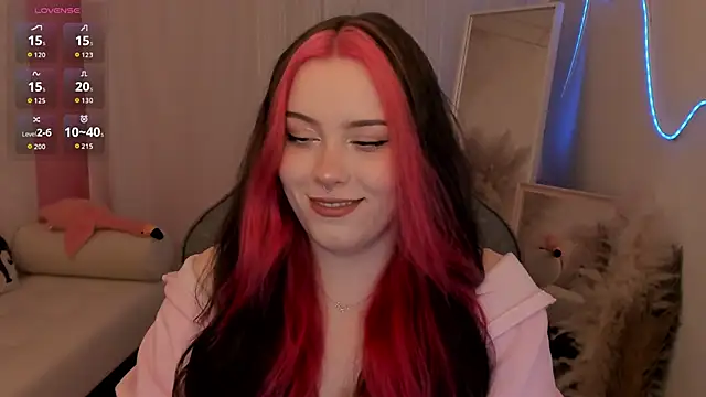 CoralineKeyns online show from 03.26.26